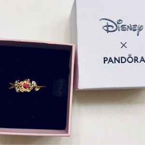 Pandora Disney 14k Gold Plated BEAUTY AND THE BEAST Ring

Size: 8
